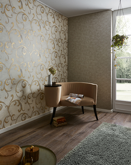 Fuggerhaus wallcoverings Feria and Tonica which are part of the collection Secret Garden.