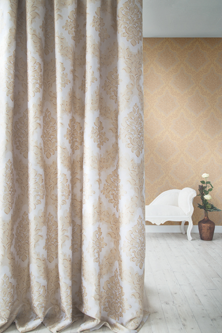 Fuggerhaus wallcovering Opulenza which ist part of the collection Palazzo d'oro.